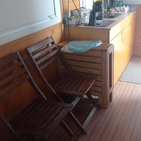 Houseboat Lavanda