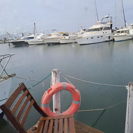 Úszó hotel Houseboat Lavanda Alghero